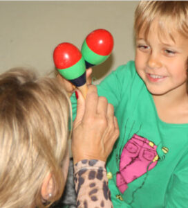 Kinder machen gemeinsam Musik Kinder machen gemeinsam Musik